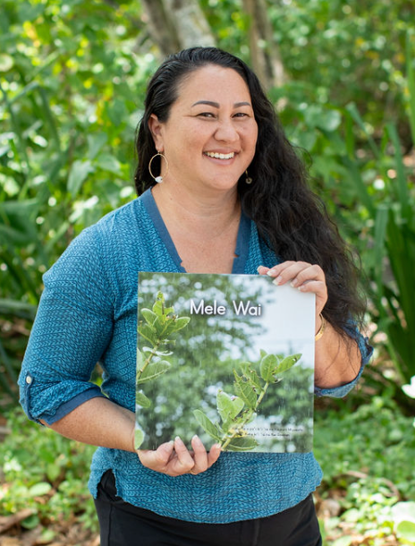 Mele Wai - Hawaiian language board books